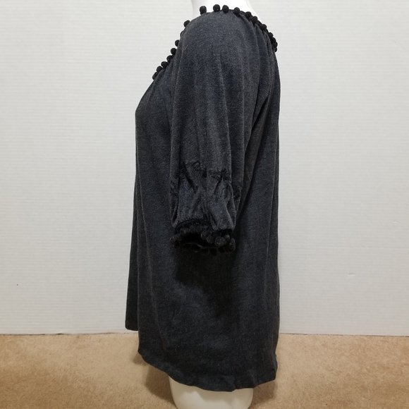 C. Keer top Small peasant pom trim floral embroidered bogo keyhole Anthropologie - Picture 2 of 10